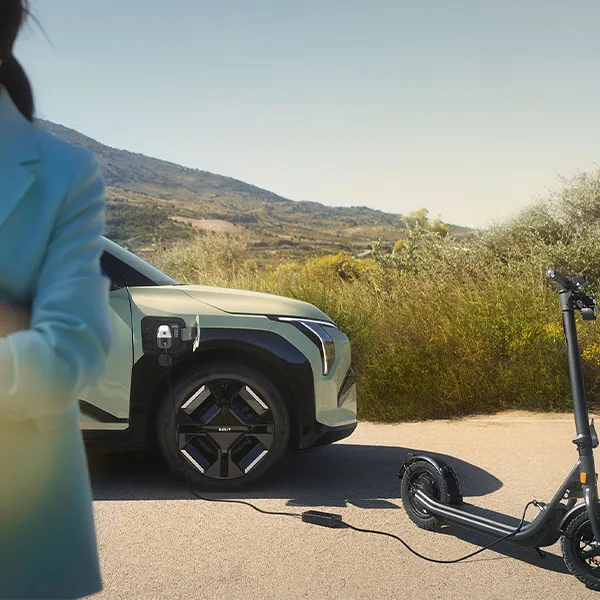 Mache Deinen Kia EV3 zur Ladestation für zum Beispiel E-Roller und mehr