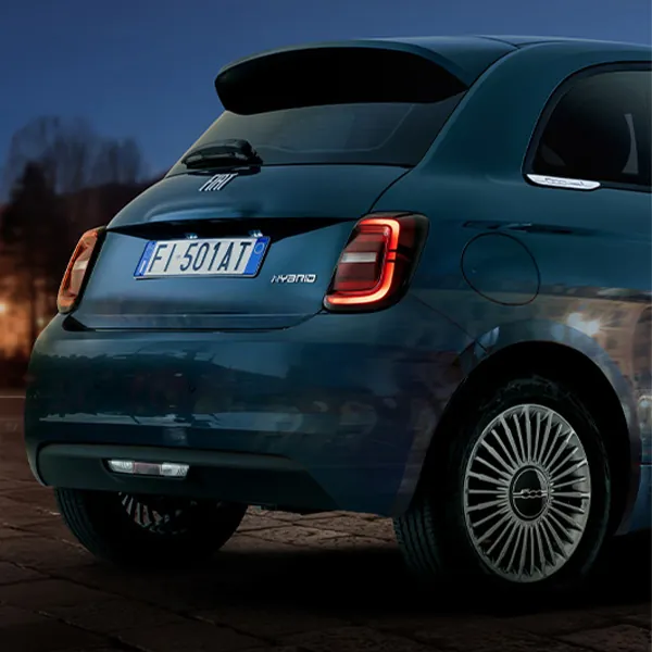 Fiat 500 Hybrid Torino Rücklichter zeigt Ihnen Preckel Automobile